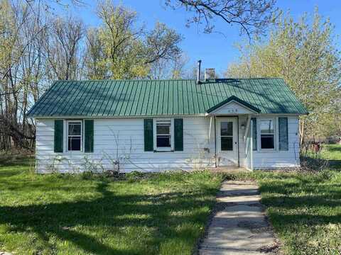 1915 Man Mound Road, Baraboo, WI 53913