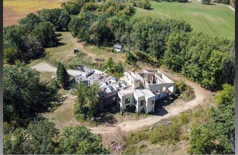 1655 Washington Road, Stoughton, WI 53589