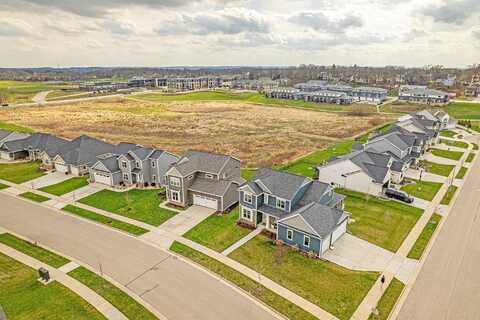 5600 N PENINSULA Way, Mc Farland, WI 53558