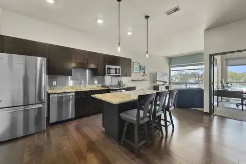819 E Mifflin Street, Madison, WI 53703