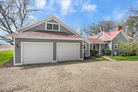 2473 Mount Hope Road, Dodgeville, WI 53533