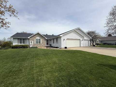 1627 E Williams Drive, Beloit, WI 53511