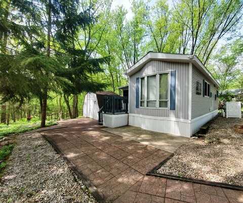 495 Sunset Circle, Edgerton, WI 53534