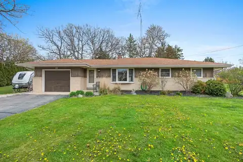 6825 McHenry Street, Burlington, WI 53105