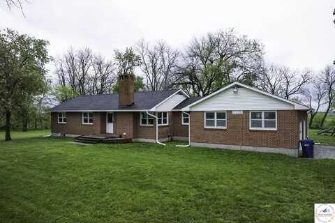 15600 32nd St, Green Ridge, MO 65332