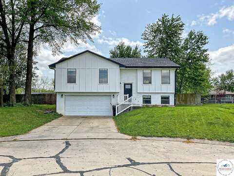 1290 E 40th Street, Sedalia, MO 65301