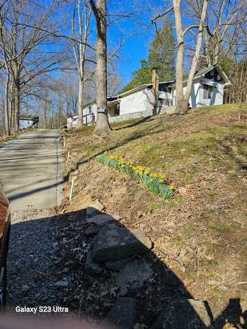 10186 Hunts Creek Road, Vevay, IN 47043