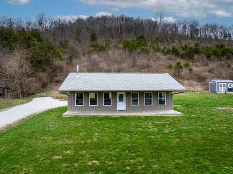 7148 Graf Road, Brookville, IN 47012