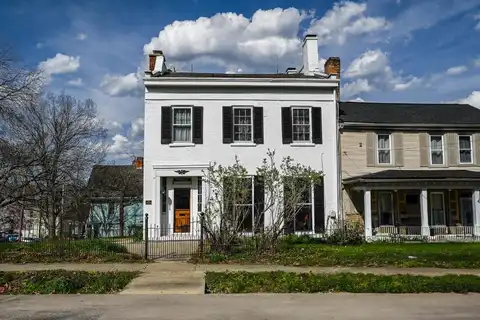 122 5th Street, Aurora, IN 47001