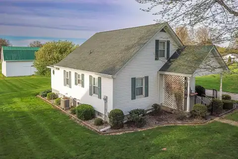 9706 North Dearborn Road, Guilford, IN 47022
