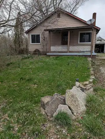 7030 Wilmington Pike, Aurora, IN 47001