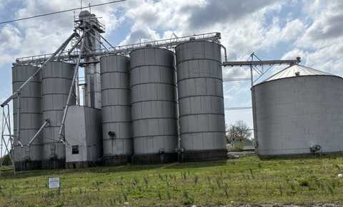 Hwy 105, East Prairie, MO 63845