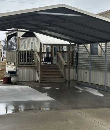 610 W Maple St, Advance, MO 63730
