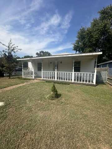 1002 E. State Street, Charleston, MO 63834