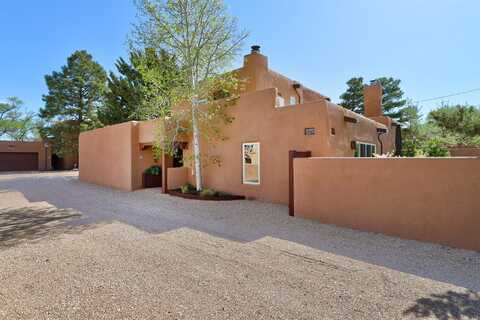 409 Coronado, Santa Fe, NM 87505