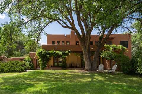 1101 Don Gaspar Avenue, Santa Fe, NM 87505