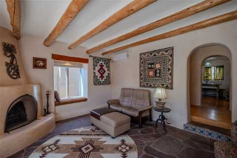 246 Maynard Street, Santa Fe, NM 87501