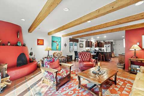 615 Bishops Lodge Road, Santa Fe, NM 87501