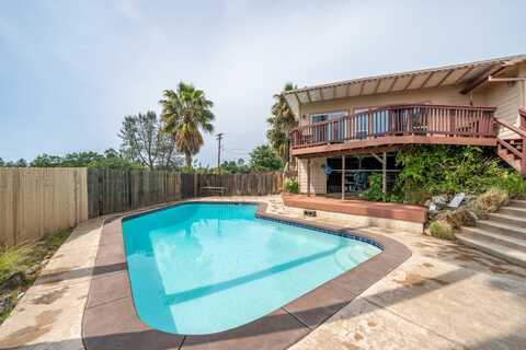 2365 Skyline Drive, Redding, CA 96001