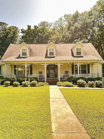 125 Park Terrace Dr, Sheffield, AL 35660
