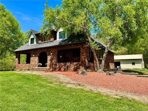 3140 S Pixley Knob Road, Pekin, IN 47165