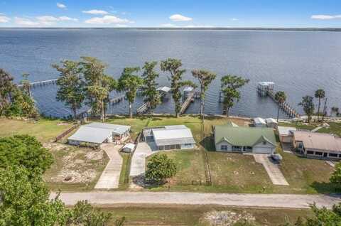 146 Crest Breeze Mnr, Crescent City, FL 32112
