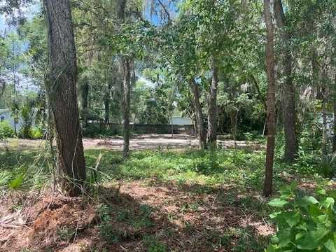 107 Marlin Dr, Satsuma, FL 32189
