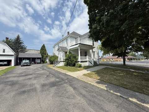 34 Glenn St., Massena, NY 13662