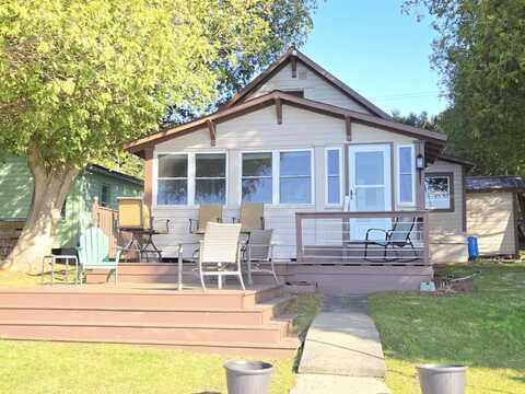 28 Perry Road, Ogdensburg, NY 13669