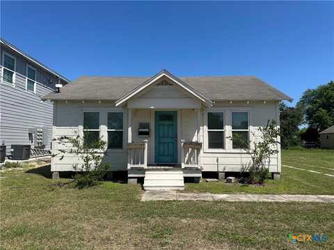 506 Alamo, Refugio, TX 78377