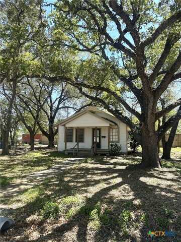207 Vance, Refugio, TX 78377