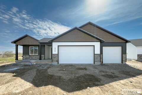 858 Jack Ln, Idaho Falls, ID 83404