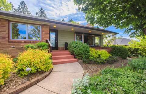 224 Saginaw Drive, Medford, OR 97504
