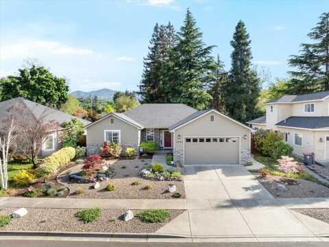 1995 Woodside Drive, Medford, OR 97501