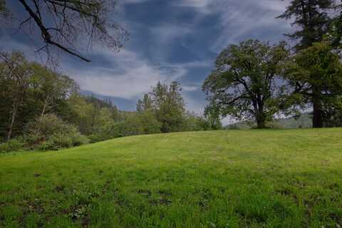 2661 Wards Creek Road, Rogue River, OR 97537