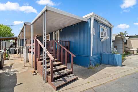 2395 Redwood Avenue, Grants Pass, OR 97527