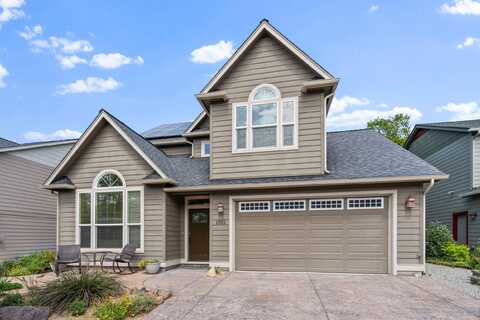 1821 Summer Place, Talent, OR 97540