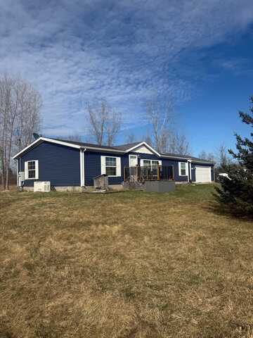 1355 E Lovejoy, Perry, MI 48872
