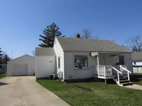 816 Walnut, Owosso, MI 48867