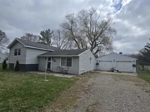 1973 Bock, Owosso, MI 48867
