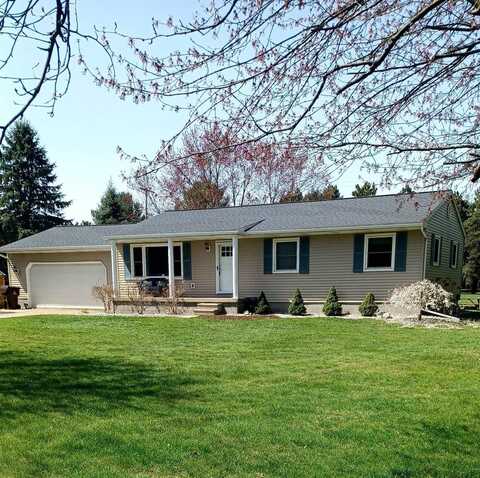 11484 Wood, DeWitt, MI 48820