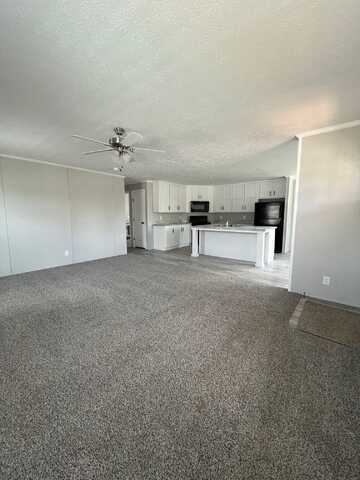3489 Creekside Blvd, Burton, MI 48519
