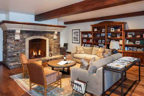 680 E Sun Valley Rd, Ketchum, ID 83340