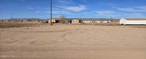 430 W Guymas Tr, Paulden, AZ 86334