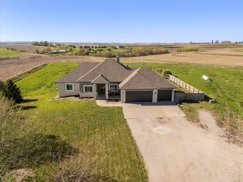 27896 CHESTNUT Road, TREYNOR, IA 51575