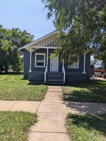 902 North Pershing Avenue, Liberal, KS 67901