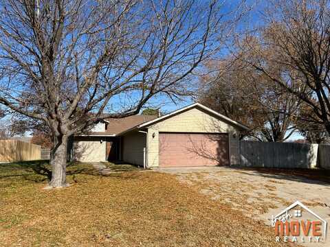 112 East Shoshone Street, Satanta, KS 67870