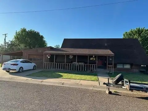 1303 North Roosevelt Avenue, Liberal, KS 67901