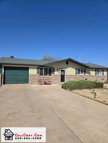 1002 Elizabeth Lane, Liberal, KS 67901