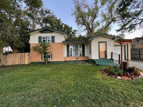 850 South Holly Drive, Liberal, KS 67901